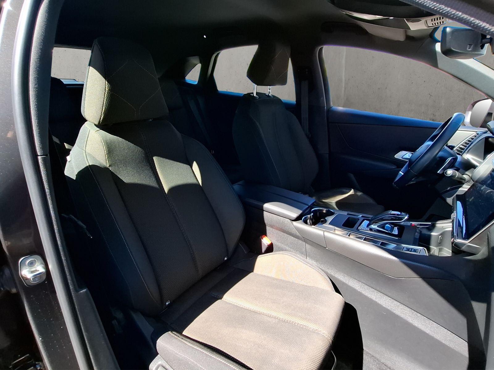 DS Automobiles DS7 Bastille+ BlueHDi 130 EAT8
