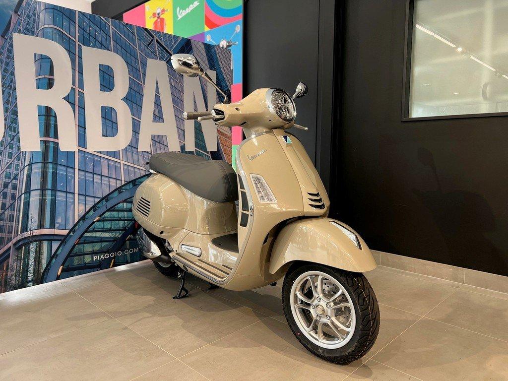 Vespa GTS 310