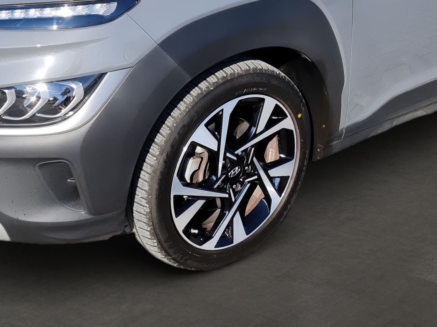 Fahrzeugabbildung Hyundai KONA Pure T-GDI EU6d-T 1.0 T-GDi 120 PS M T 2WD
