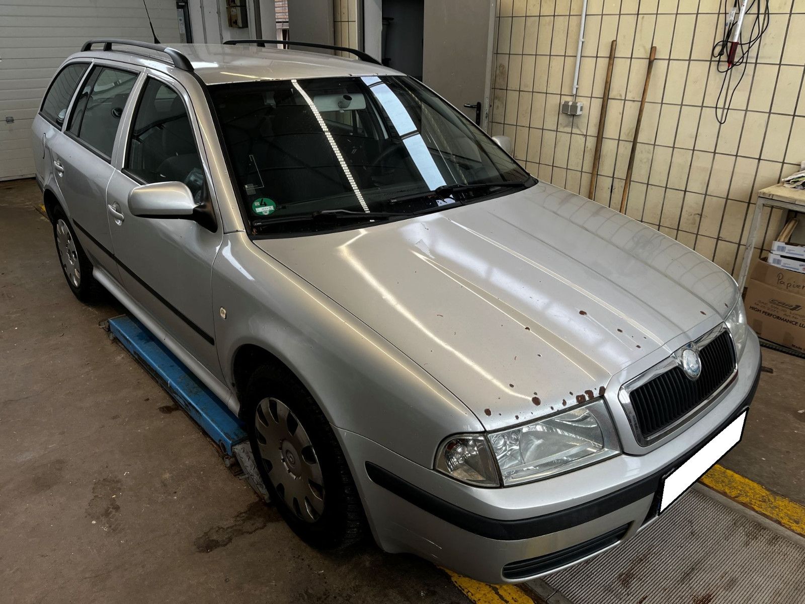 Fahrzeugabbildung SKODA Octavia Combi Tour 1,9 TDI