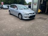Hyundai i30 cw Edition+ Klima-E Fenster-Anhängerkupplung - Hyundai i30 aus 2010 mit Diesel-Antrieb