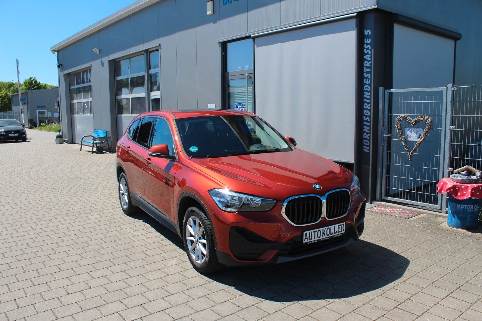 BMW X1 sDrive 18 i Advantage foto 2