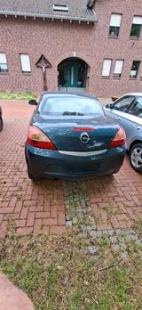 Opel Tigra 1.8 Enjoy Enjoy - Opel Tigra Enjoy mit Benzin-Antrieb