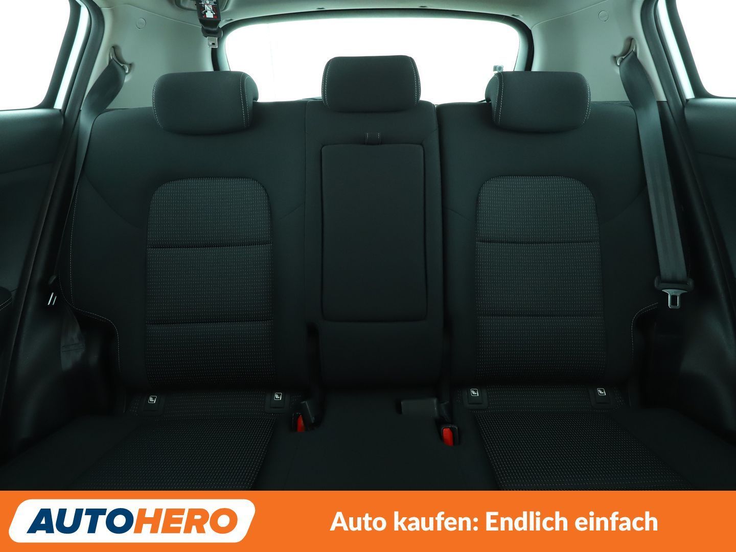 Kia Sportage 1.6 GDI Black Edition 2WD*NAVI*TEMPO* foto 16