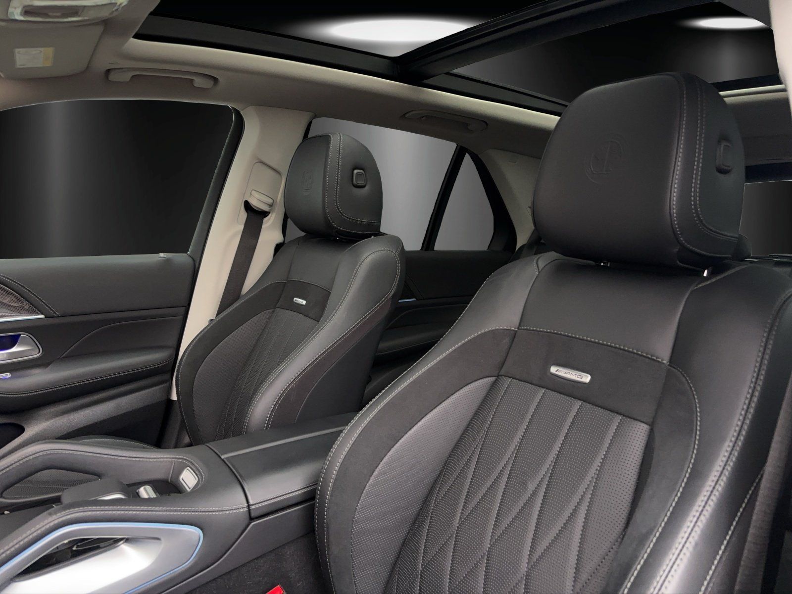 Fahrzeugabbildung Mercedes-Benz GLE63S AMG Prem Perf.AGA Driver's DISTR 22"Kreuz