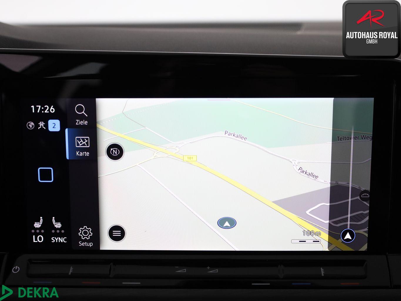 Volkswagen Golf VIII 1.5 eTSI STYLE MASSAGE,MEMORY,ACC,1.HD, миниатюра 18