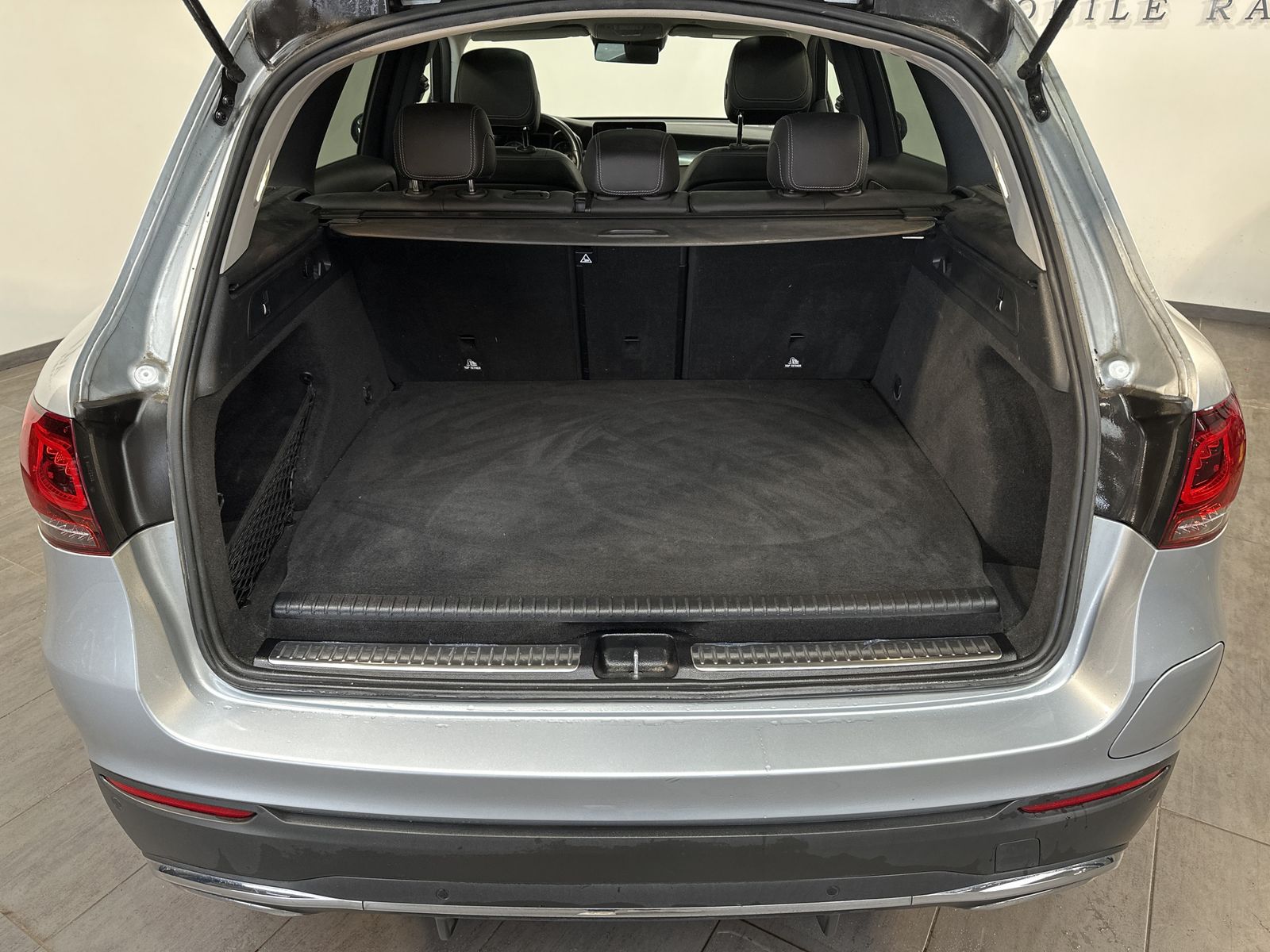 Fahrzeugabbildung Mercedes-Benz GLC 300de 4Matic AMG-Line NAV+LED+AHK+PANO+19ZO