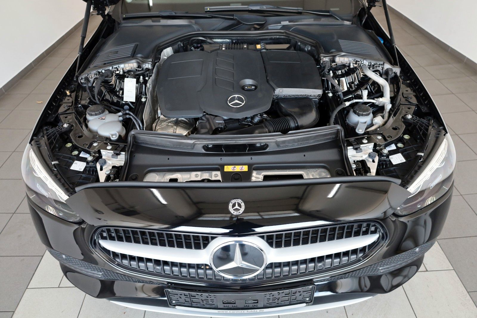 Fahrzeugabbildung Mercedes-Benz C 220d T Navi,LED,SH,PDC,Park Pak.,Apple CarPlay