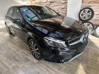 Mercedes-Benz A180  LED SHZ PDC Sportsitz PDC BLUETOOTH