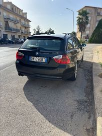BMW 320 - 3