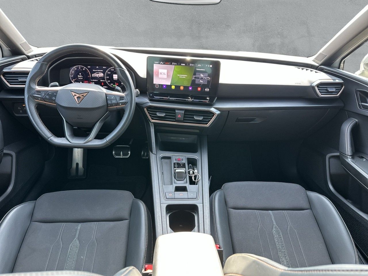 Fahrzeugabbildung CUPRA Leon 1.5 eTSI 150 PS DSG