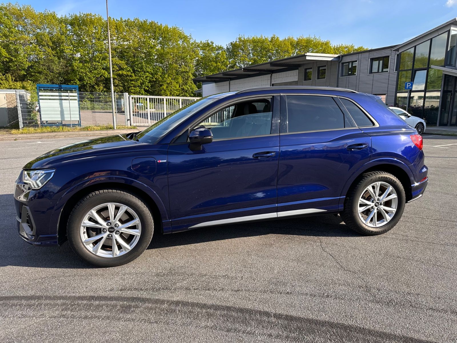 Audi Q3 45 TFSI e S line  S-Tronic 1.Hand  TopView foto 3