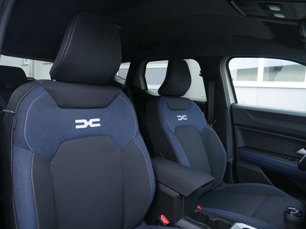 Fahrzeugabbildung Dacia Duster Journey TCe 130 4x4