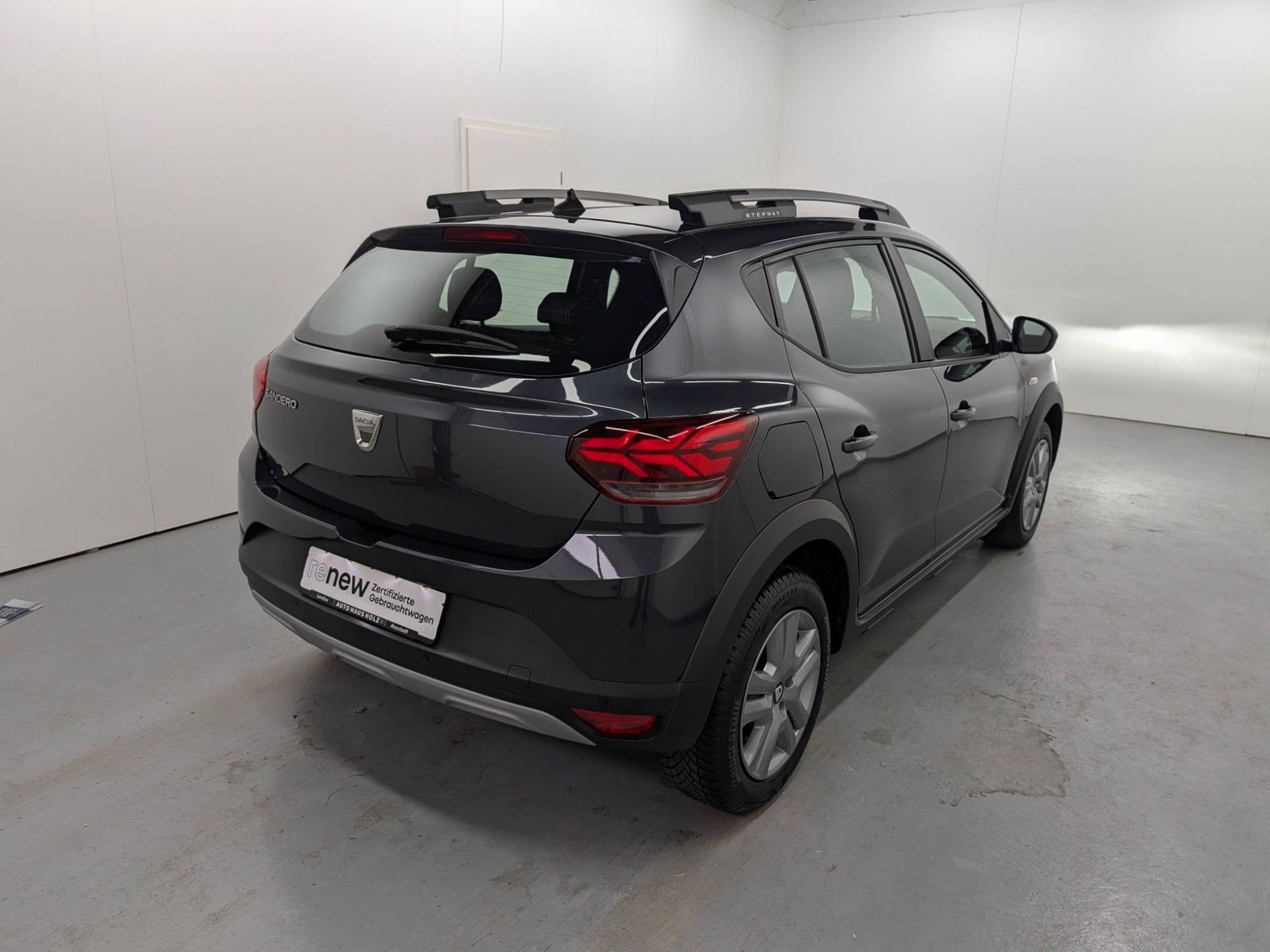 DACIA Sandero  Stepway TCe 90 Comfort Navi – Bild 4