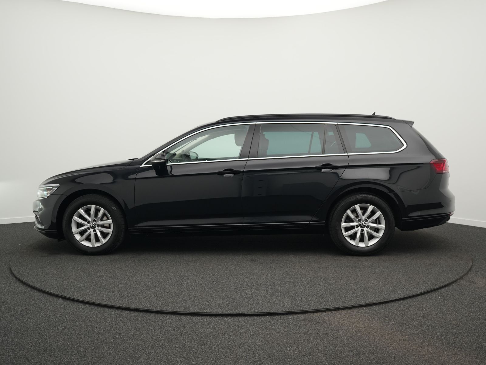 Volkswagen Passat Variant - Bild 11