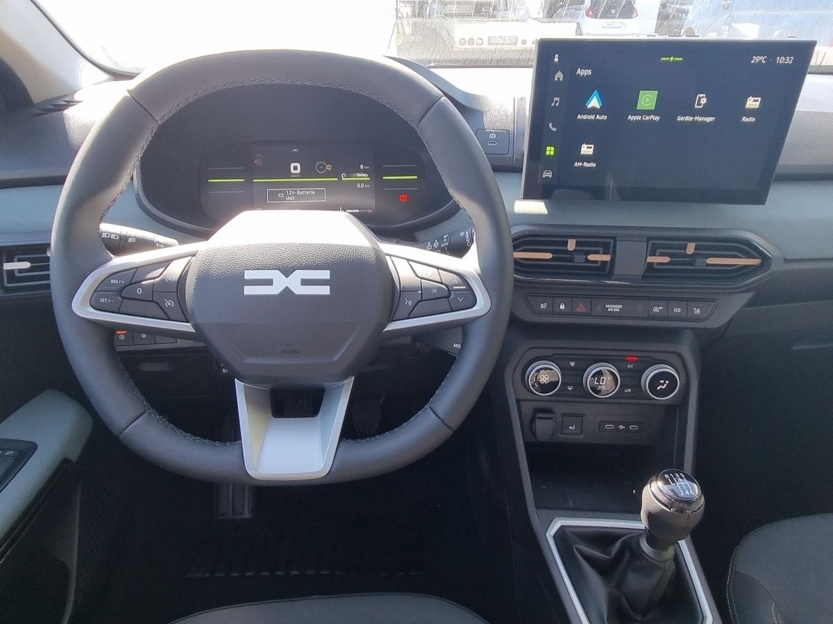 Fahrzeugabbildung Dacia Sandero Stepway Extreme TCe 110