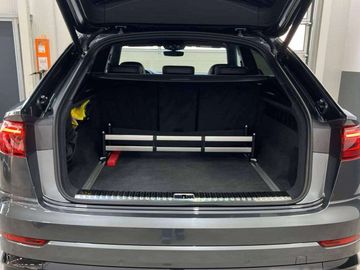 Audi Q8 - 5