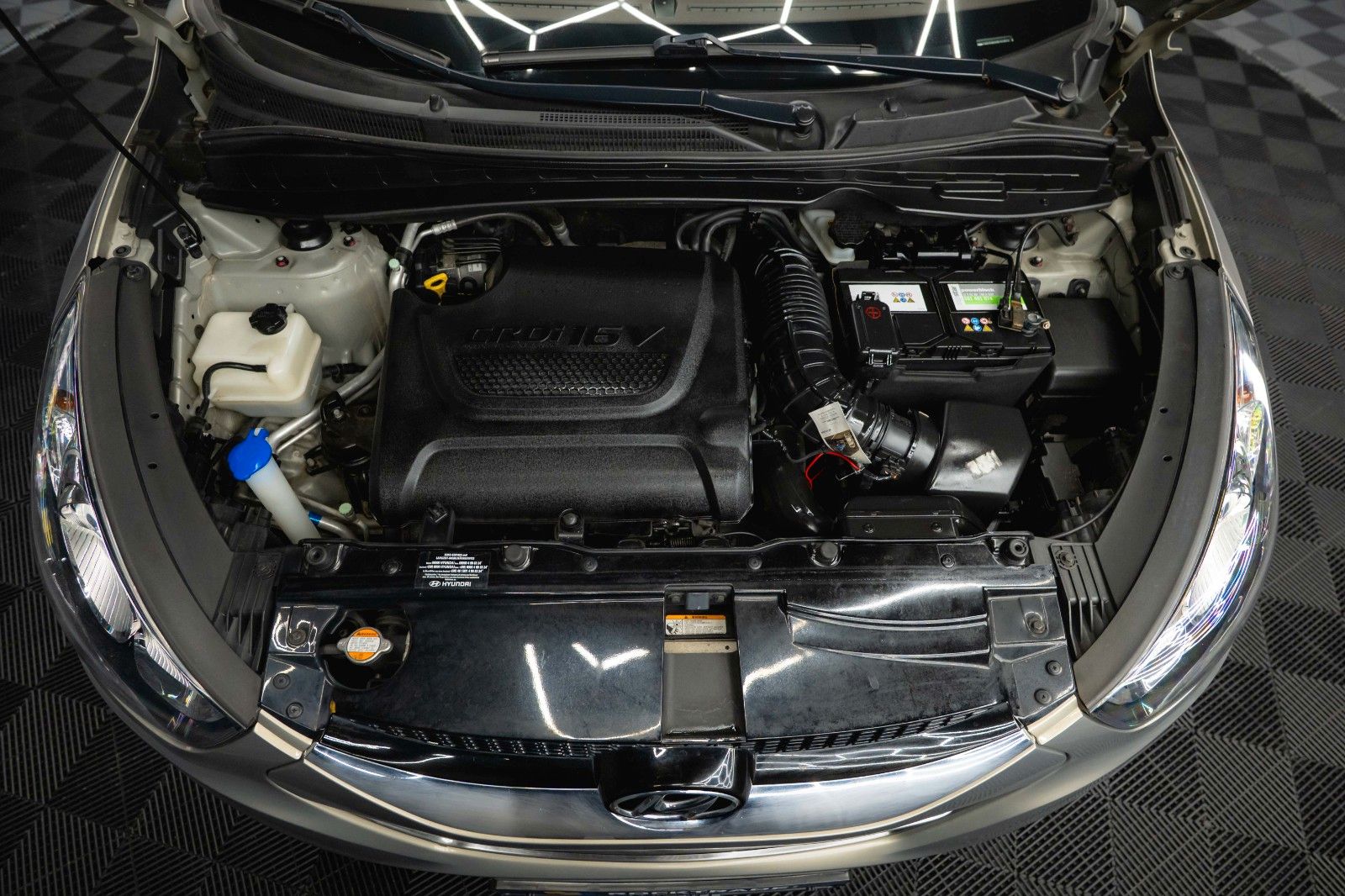 Fahrzeugabbildung Hyundai ix35 Premium AWD Autom. *Kamera*Navi*TÜV Neu*LED