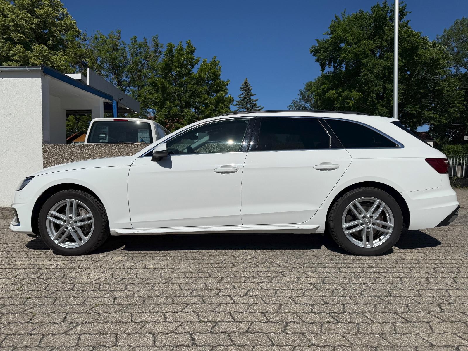 Audi A4 Avant Quattro 40 TDI S tronic Navi LED Sthz.