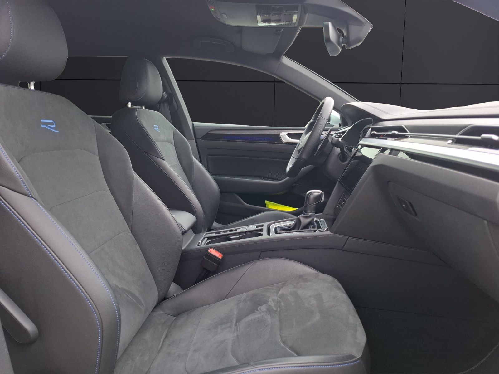 Fahrzeugabbildung Volkswagen Arteon SB R DSG 4M Matrix AID ACC RFK Harman 20"