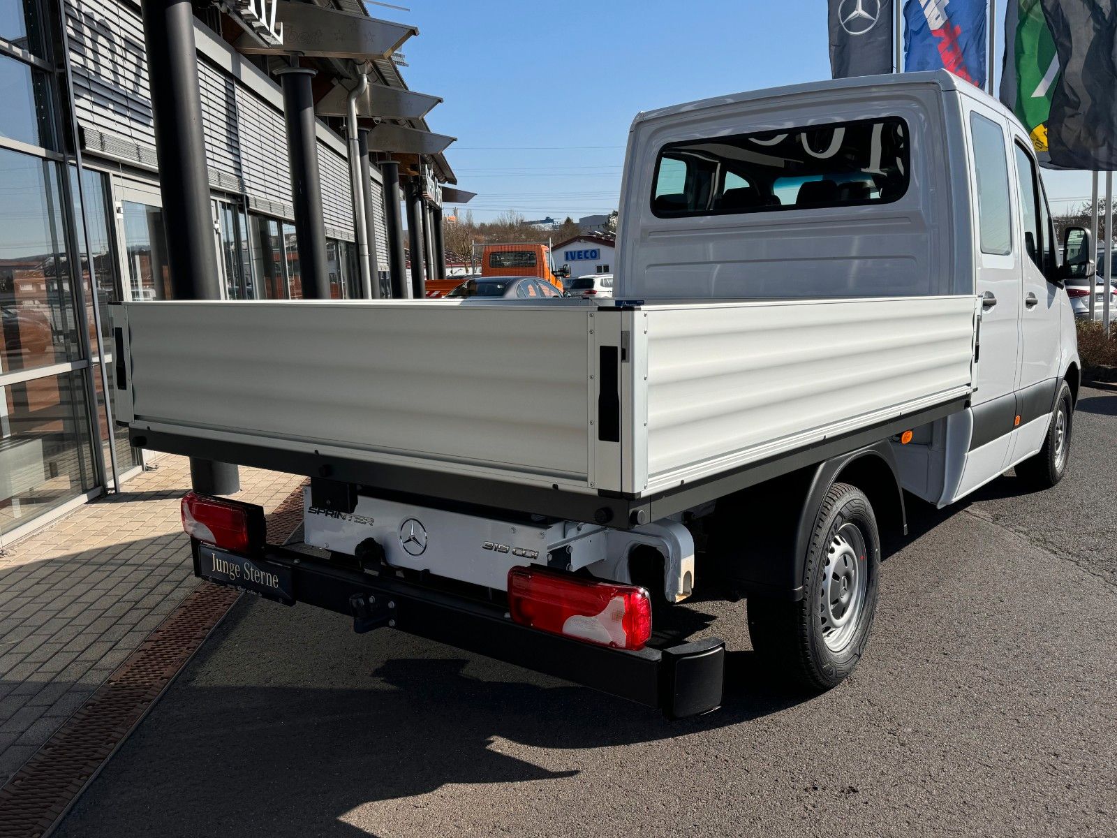 Fahrzeugabbildung Mercedes-Benz Sprinter 319 CDI 3665 DoKa Klima Kamera AHK