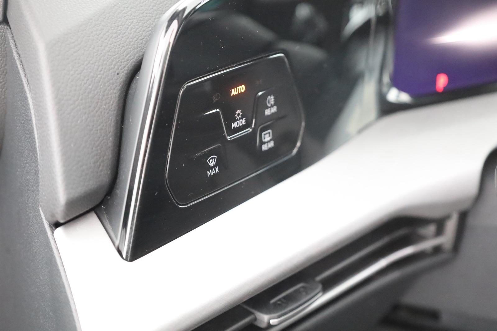 Volkswagen Golf VIII 1.5 eTSI DSG Life LED Virtual Cockpit, миниатюра 20