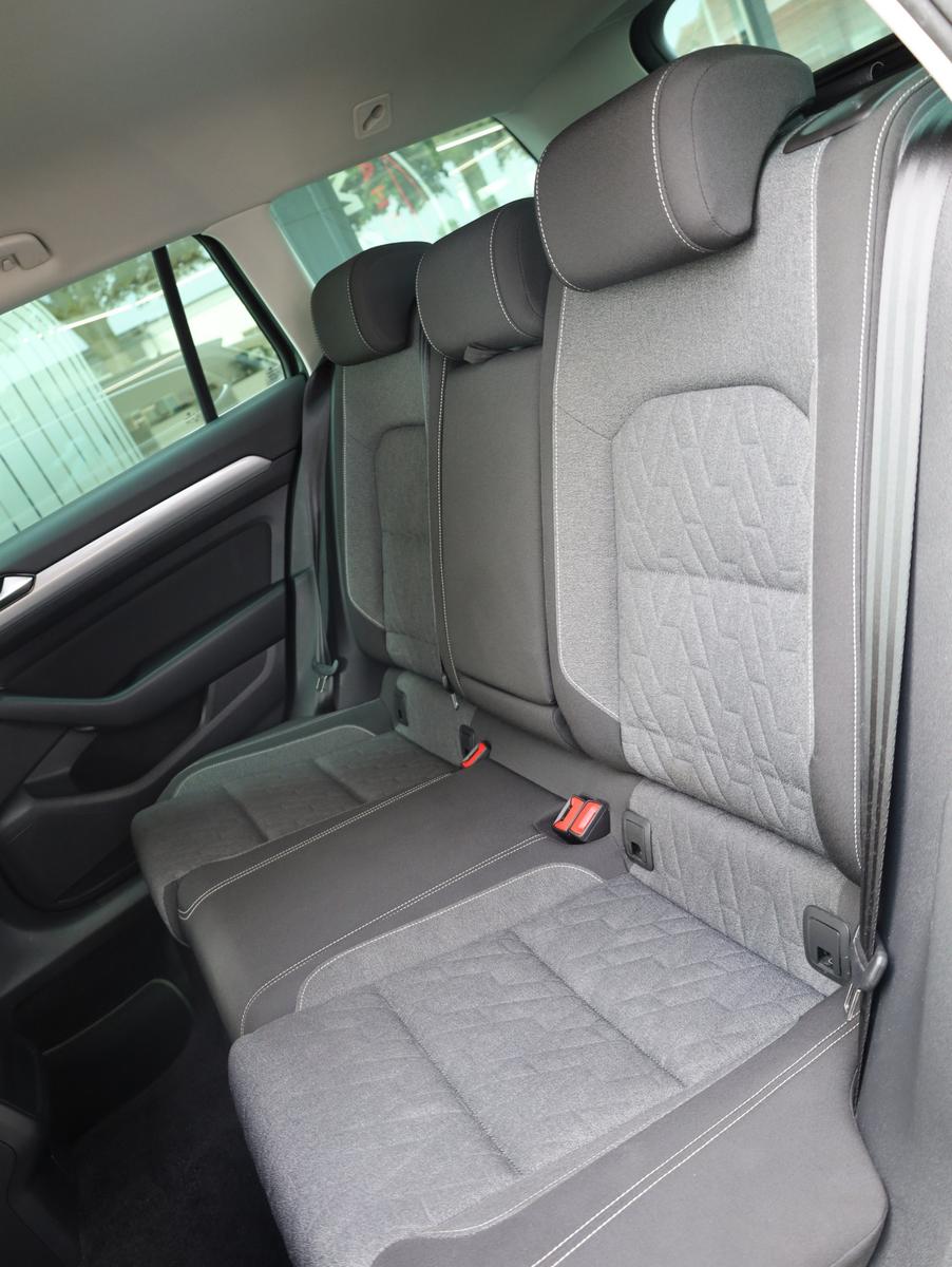 Volkswagen Passat Business 1.5TSI*CarPlay*ACC*AHK*, миниатюра 15