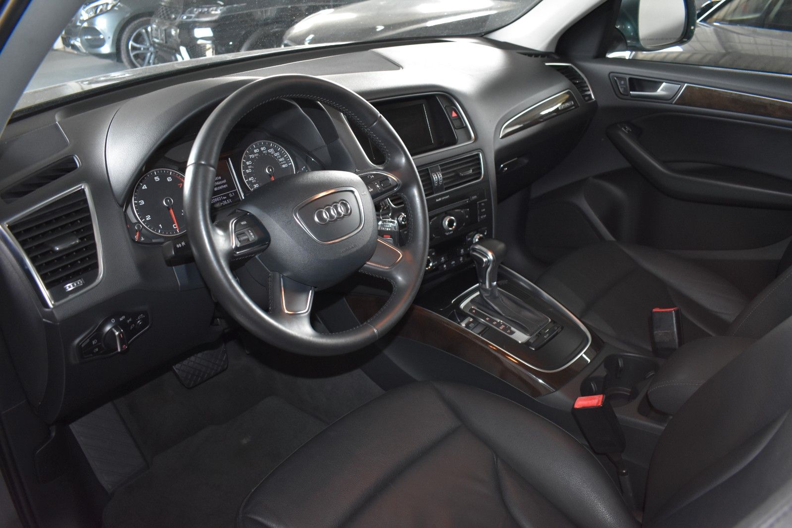 Fahrzeugabbildung Audi Q5 2.0 TFSI tiptronic quattro Panorama Leder AHK
