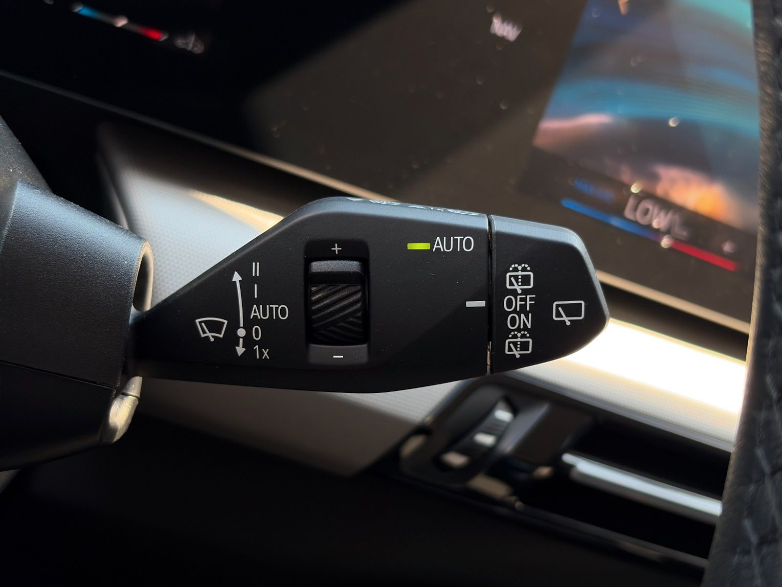 Fahrzeugabbildung BMW 216 Active Tourer Kamera CarPlay TEMP LED SHZ