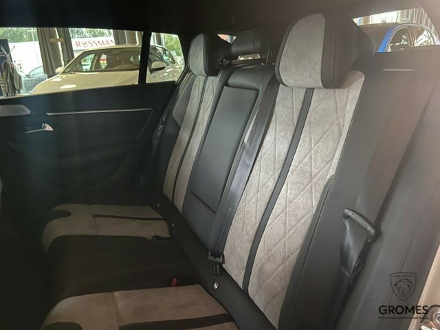 Fahrzeugabbildung Peugeot 508 SW Hybrid 225 GT Pano ACC Night Vision