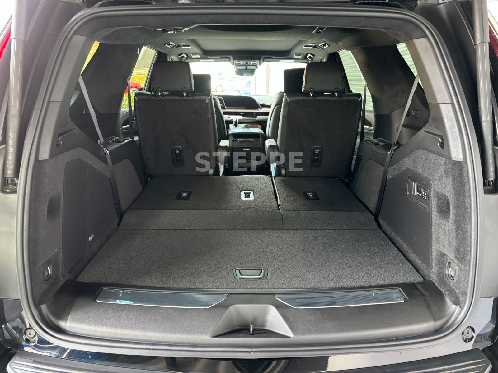 Cadillac Escalade 6.2 V8 Sport Platinum Luftfeder.EU-Navi