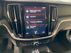 Fahrzeugabbildung Volvo V60 D3 NAVI/LED/PDC/SOUNDSYSTEM/VIRTUAL/TEMPOMAT