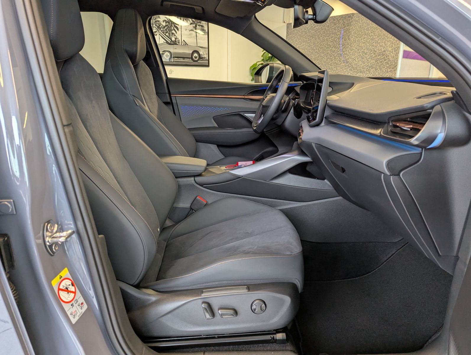 CUPRA Terramar 1.5eTSI HUD DCC Matrix Pano Sennh. 20" - Image 15