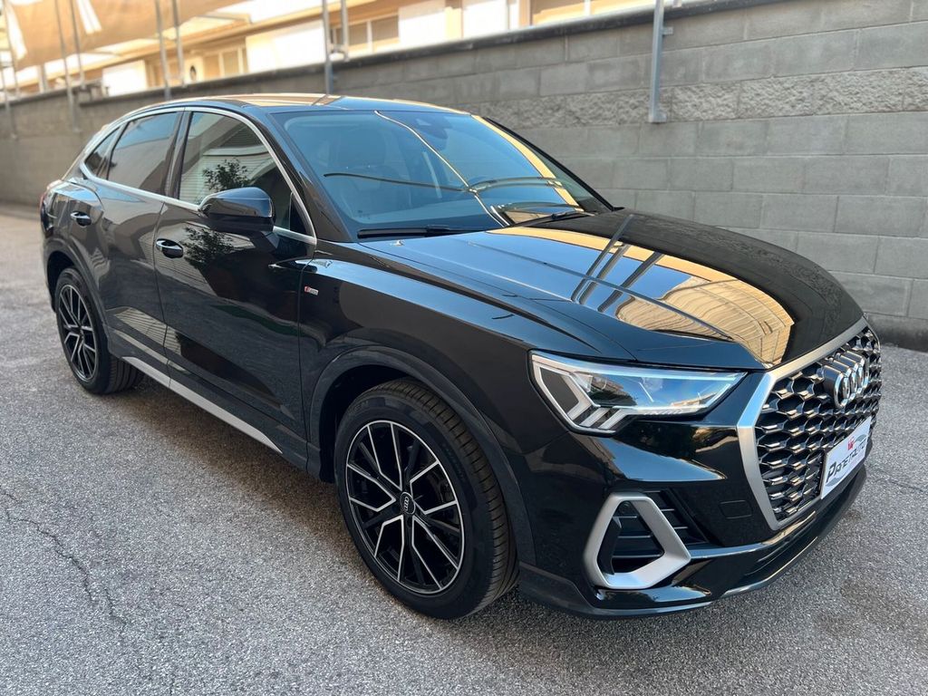 Image of Audi Q3