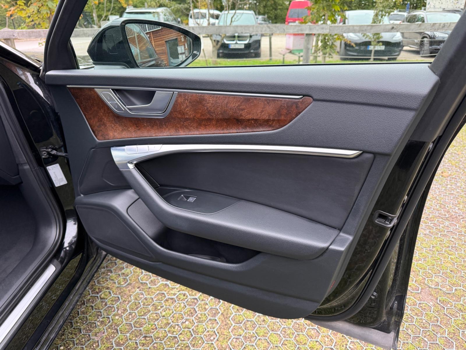 Audi A6 Lim. 50 TDI quattro sport,AHK,PANO,19%