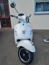 Vespa GTS 300, wenige KM, Topcase - Vespa Motorräder in Stuttgart