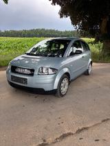 Audi A2 1.4TDI -1.Hd wenig Km, Scheckheft, 5Sitzer - gebrauchte Audi A2 aus dem Jahr 2003