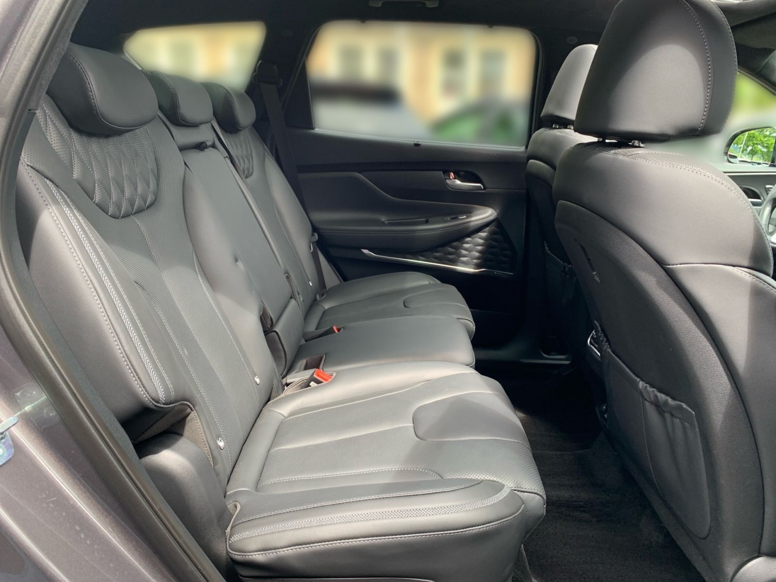 Fahrzeugabbildung Hyundai SANTA FE 2.2 CRDi Signature 4WD AHK PanDach