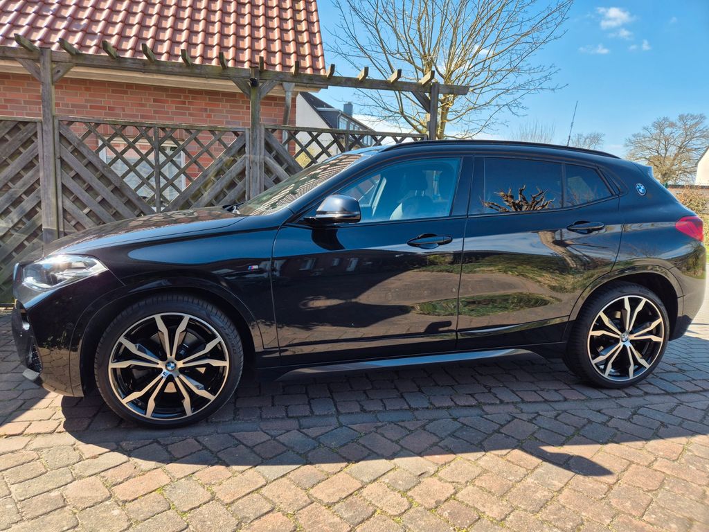 Image of BMW X2