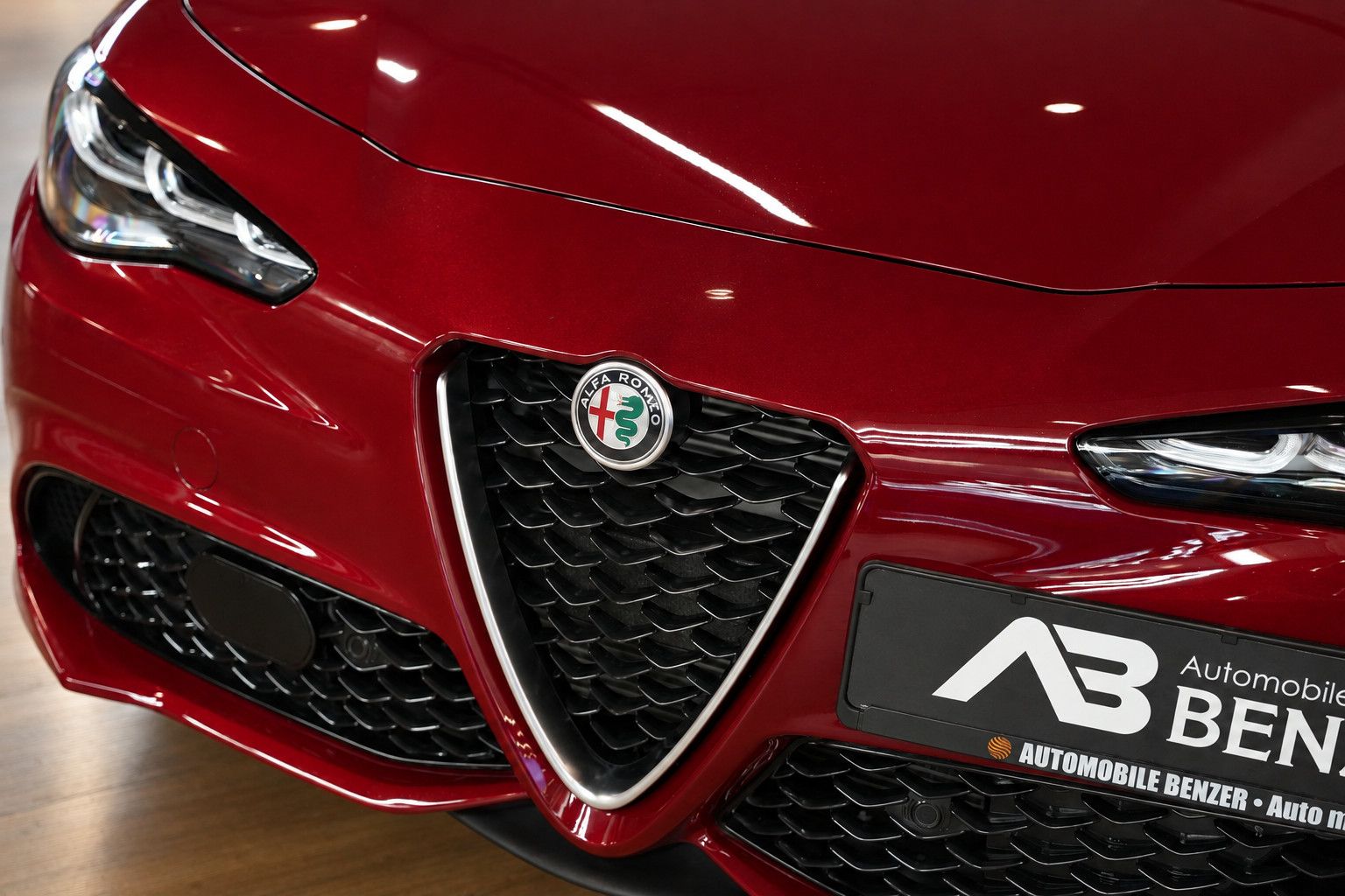 Fahrzeugabbildung Alfa Romeo Giulia Ti Q4/MEMORY/ACC/NAVI/KAMERA/LEDER/