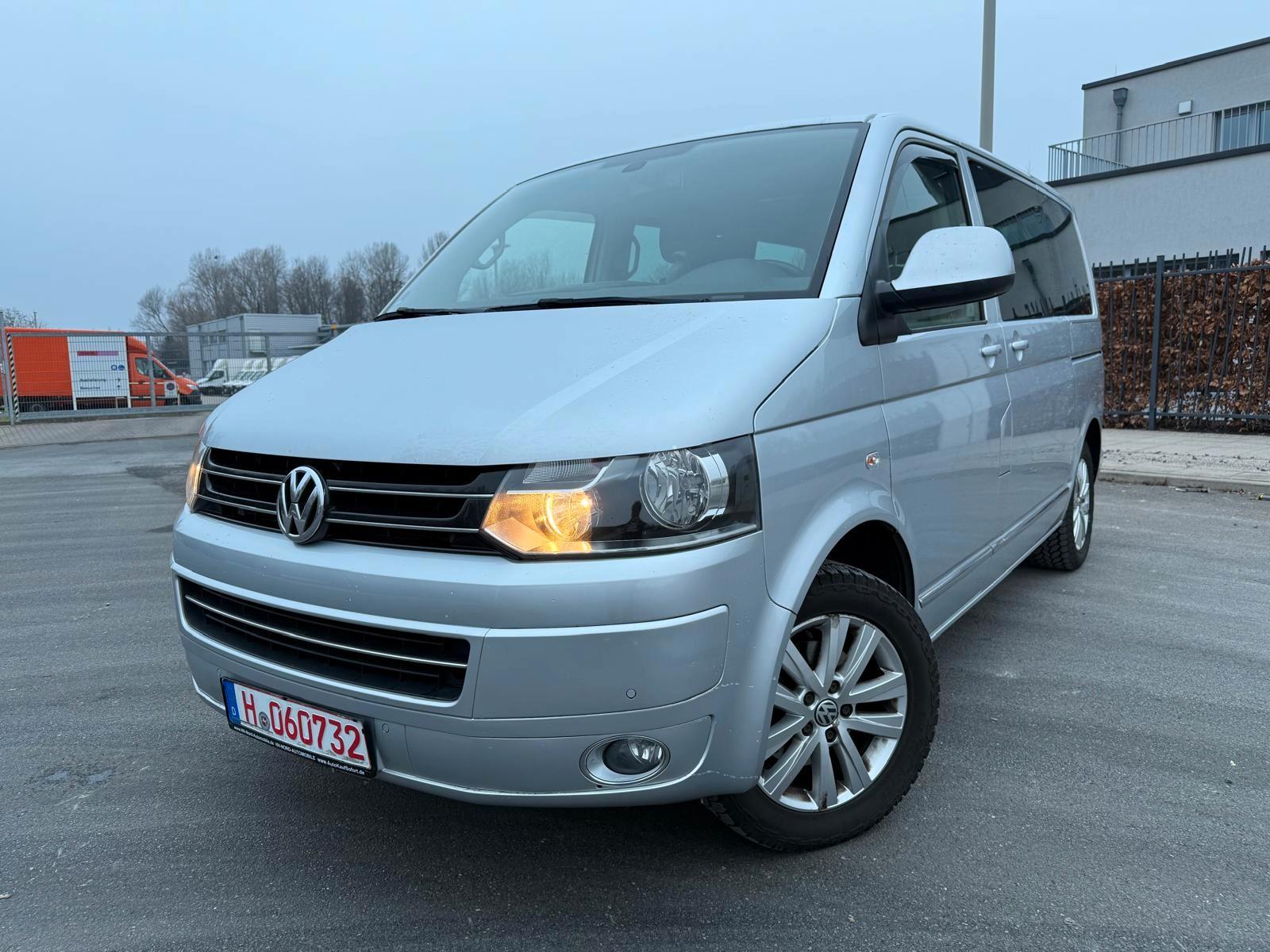 Volkswagen T5 Multivan HIGHLINE/140PS/DSG/VOLLLEDER