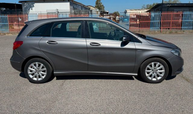 Mercedes-Benz Mercedes-benz B 180 B 180 CDI BlueEFFICIENCY Pre