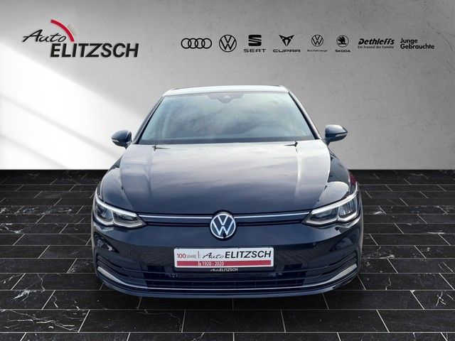 Fahrzeugabbildung Volkswagen Golf VIII TSI Move LED AID RFK SH LM