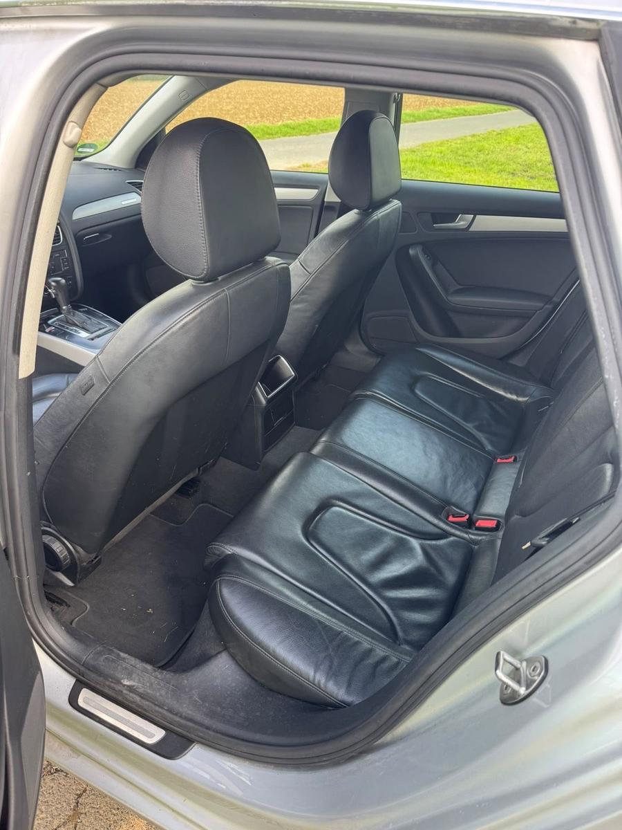 Audi Quattro 2011 — photo 10