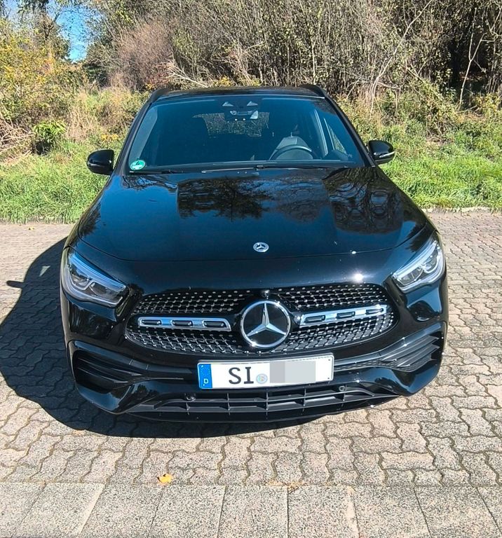 Image of Mercedes-Benz GLA 200
