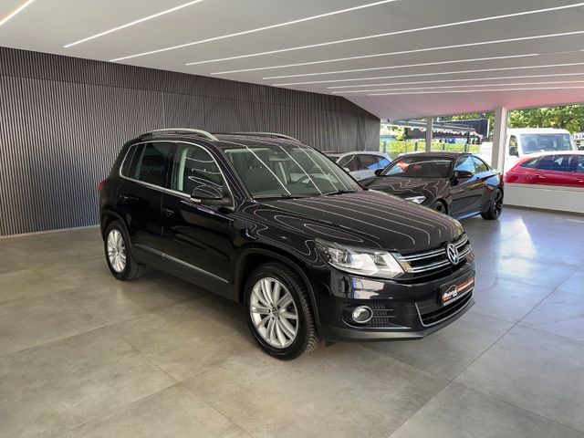 VW Tiguan 2.0 TDI Sport&amp;Style*Kamera*Pano*Keyless*