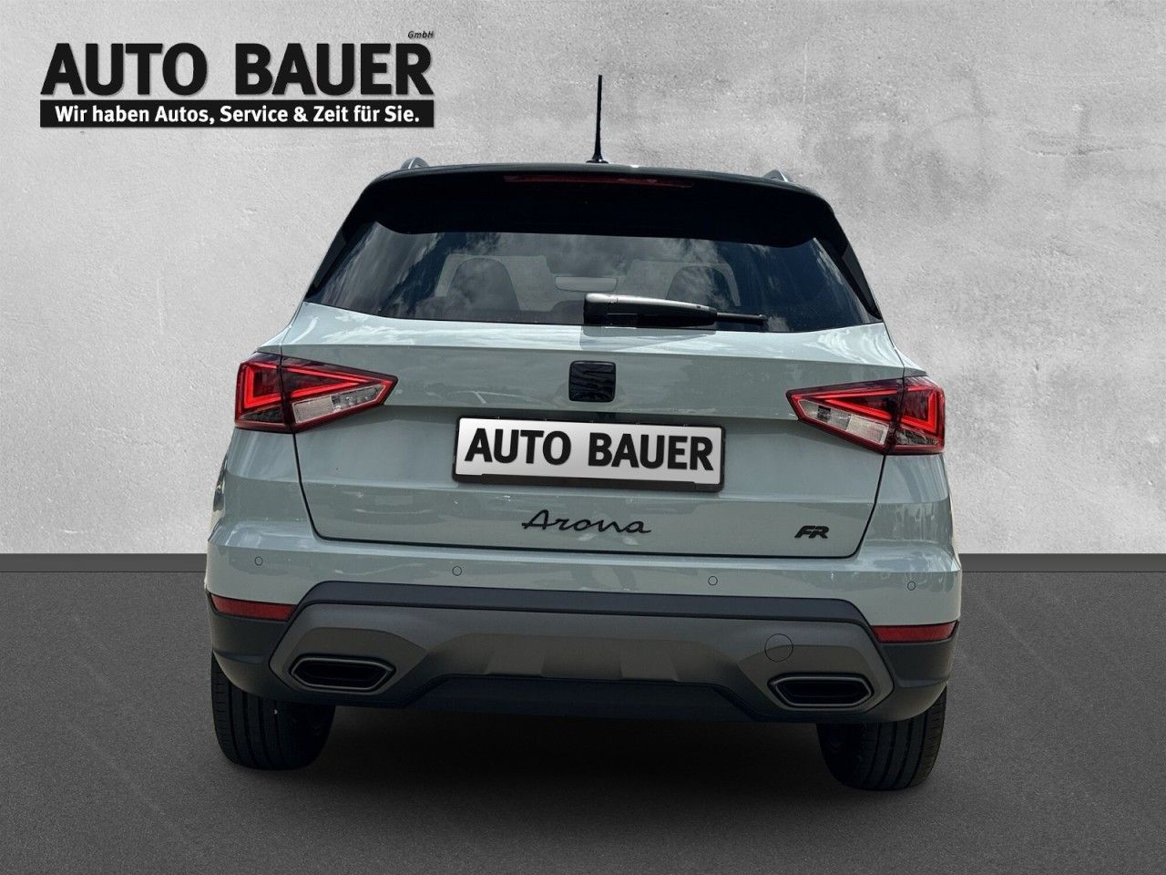 Fahrzeugabbildung SEAT Arona FR Black Edition 1.5 TSI 150 PS DSG - mit KI generiert/bearbeitet