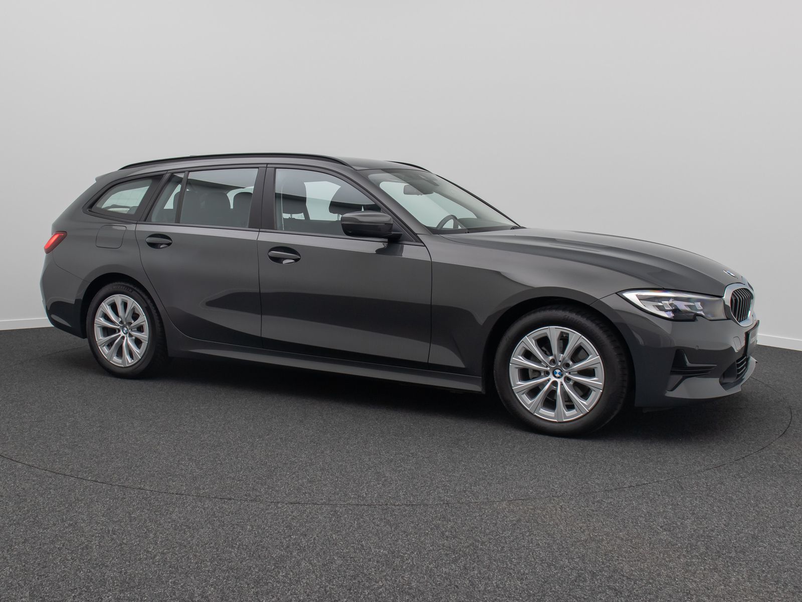 Fahrzeugabbildung BMW 320d Stop&Go Alarm DAB DriveAss AHK FernlichtAss