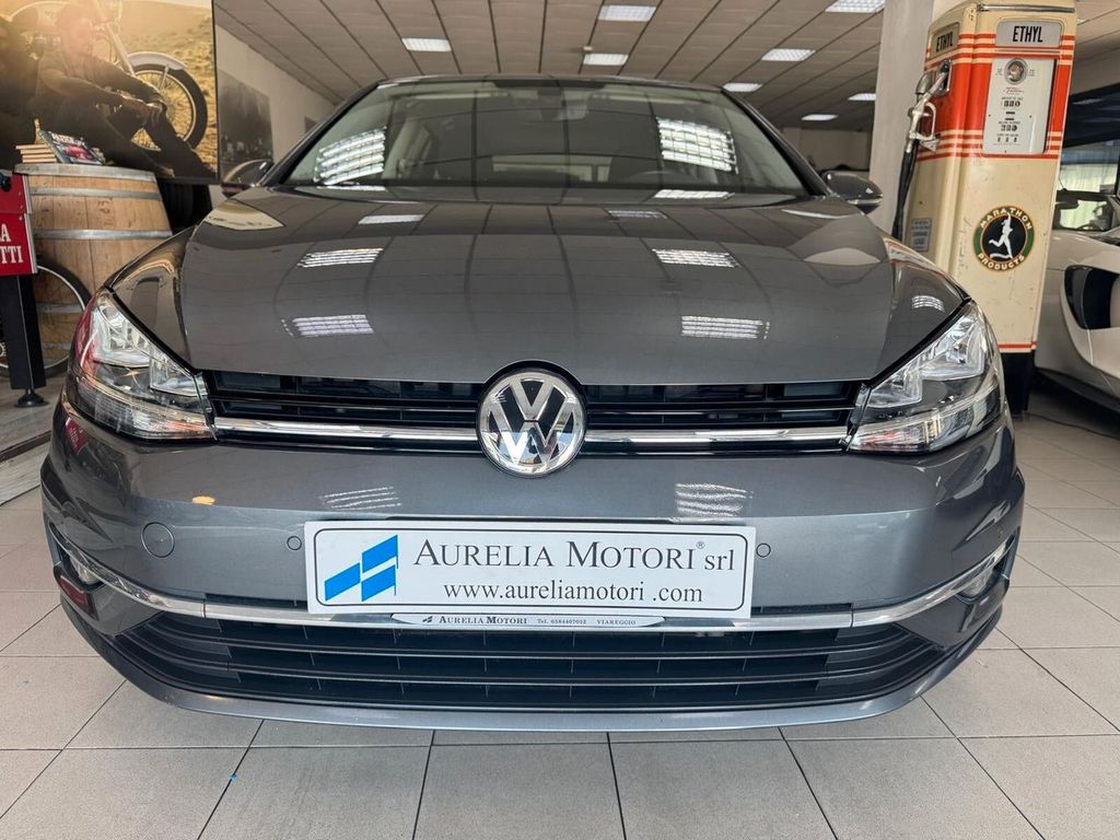 Image of Volkswagen Golf