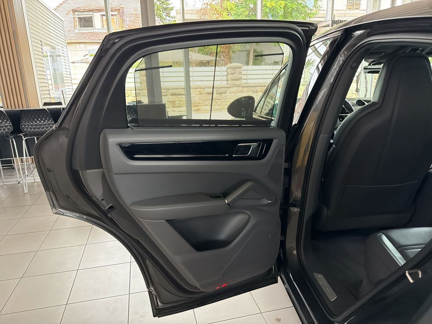 Porsche Cayenne PANO BOSE CHRONO PASM DAB AHK foto 13